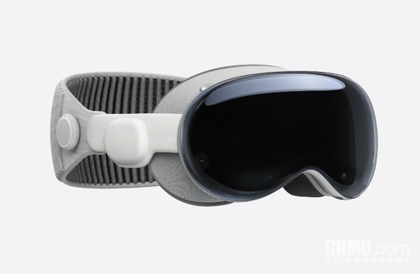 好易配资 曝苹果正在开发多款头显 含Vision Pro 2、Vision Air等